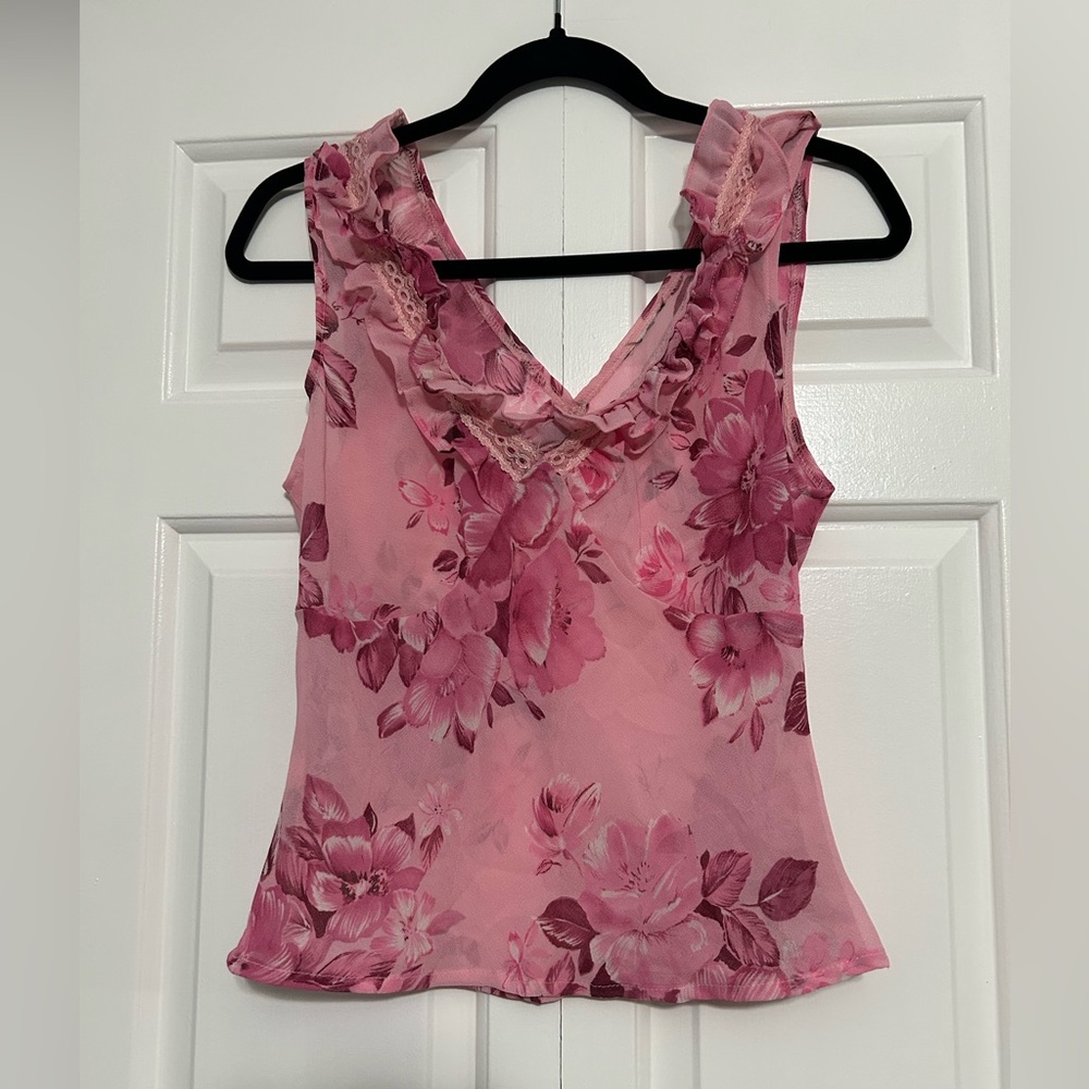 Vintage Y2K Pink Floral Ruffle Sleeveless Blouse – Women’s M/L